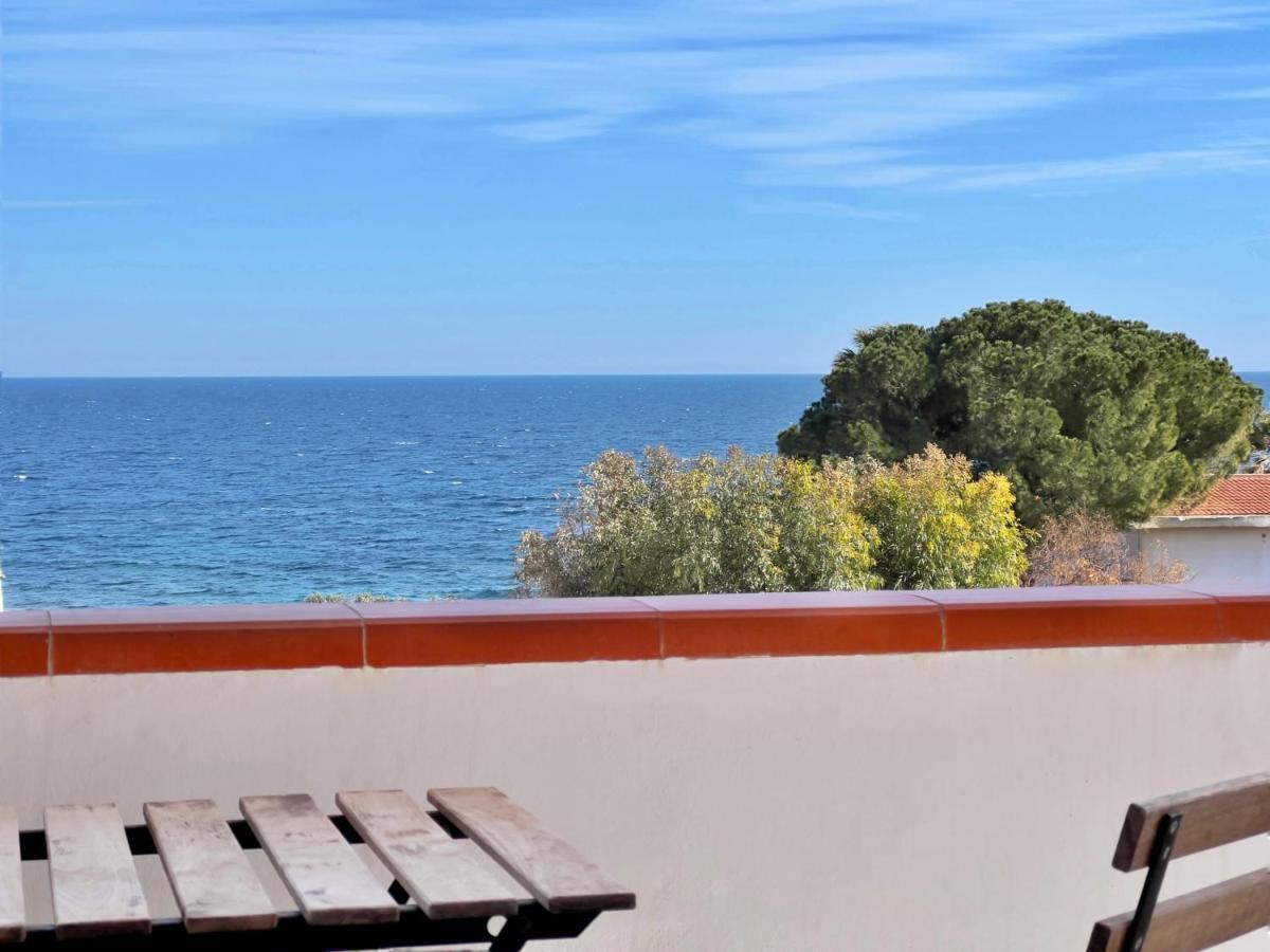 Apartment In Polluce