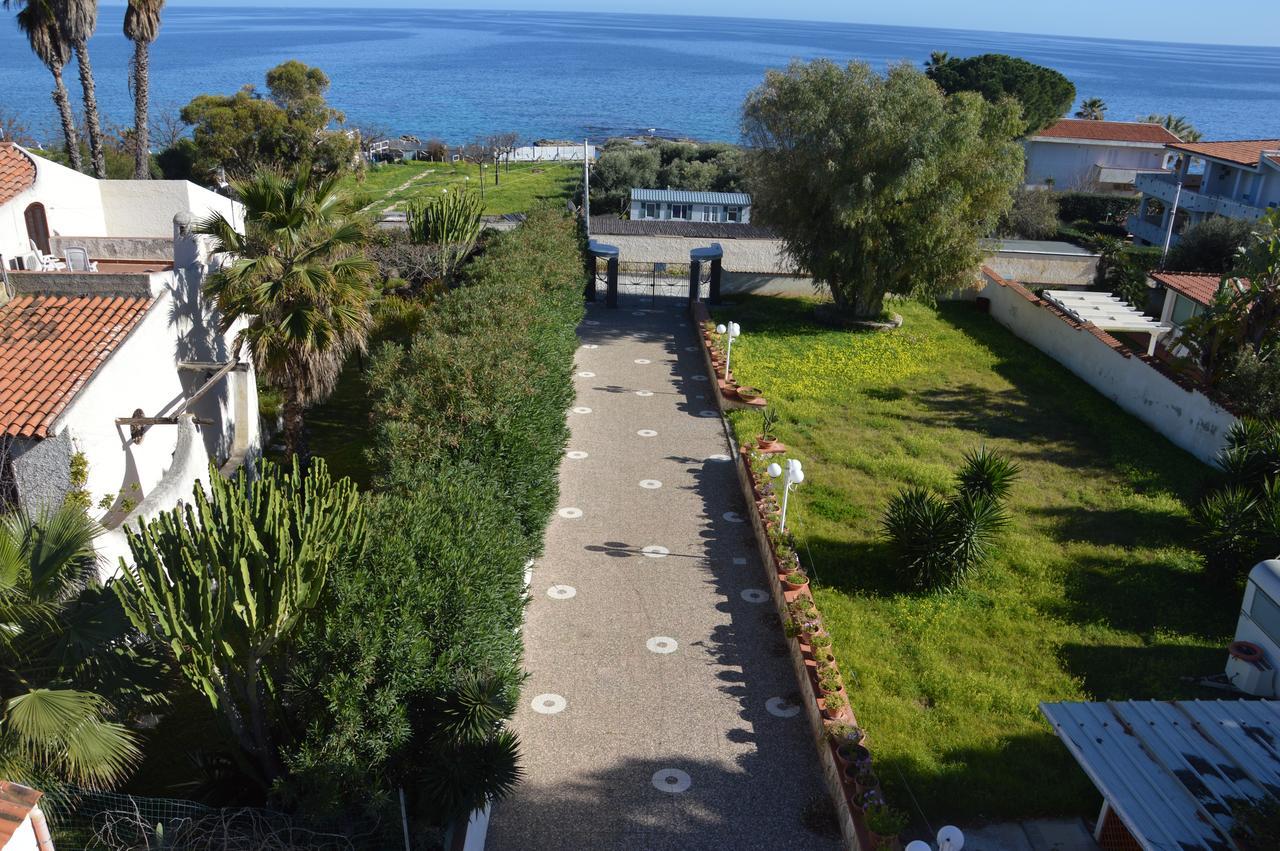 Apartment In Polluce *